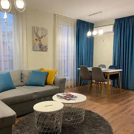 уютен на 3 мин. от главната и капана +паркинг