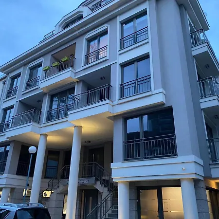 уютен на 3 мин. от главната и капана +паркинг Apartamento Plovdiv