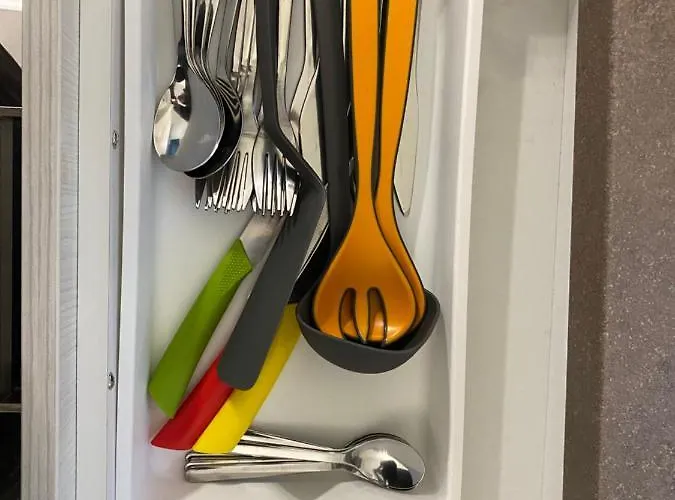 уютен на 3 мин. от главната и капана +паркинг Apartman *