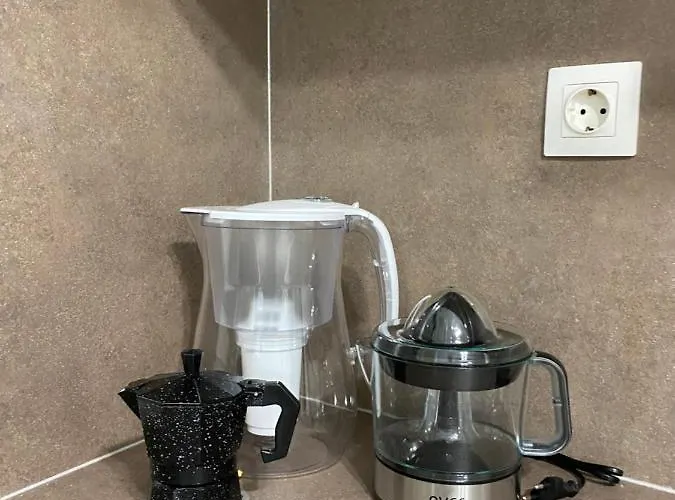 уютен на 3 мин. от главната и капана +паркинг 公寓